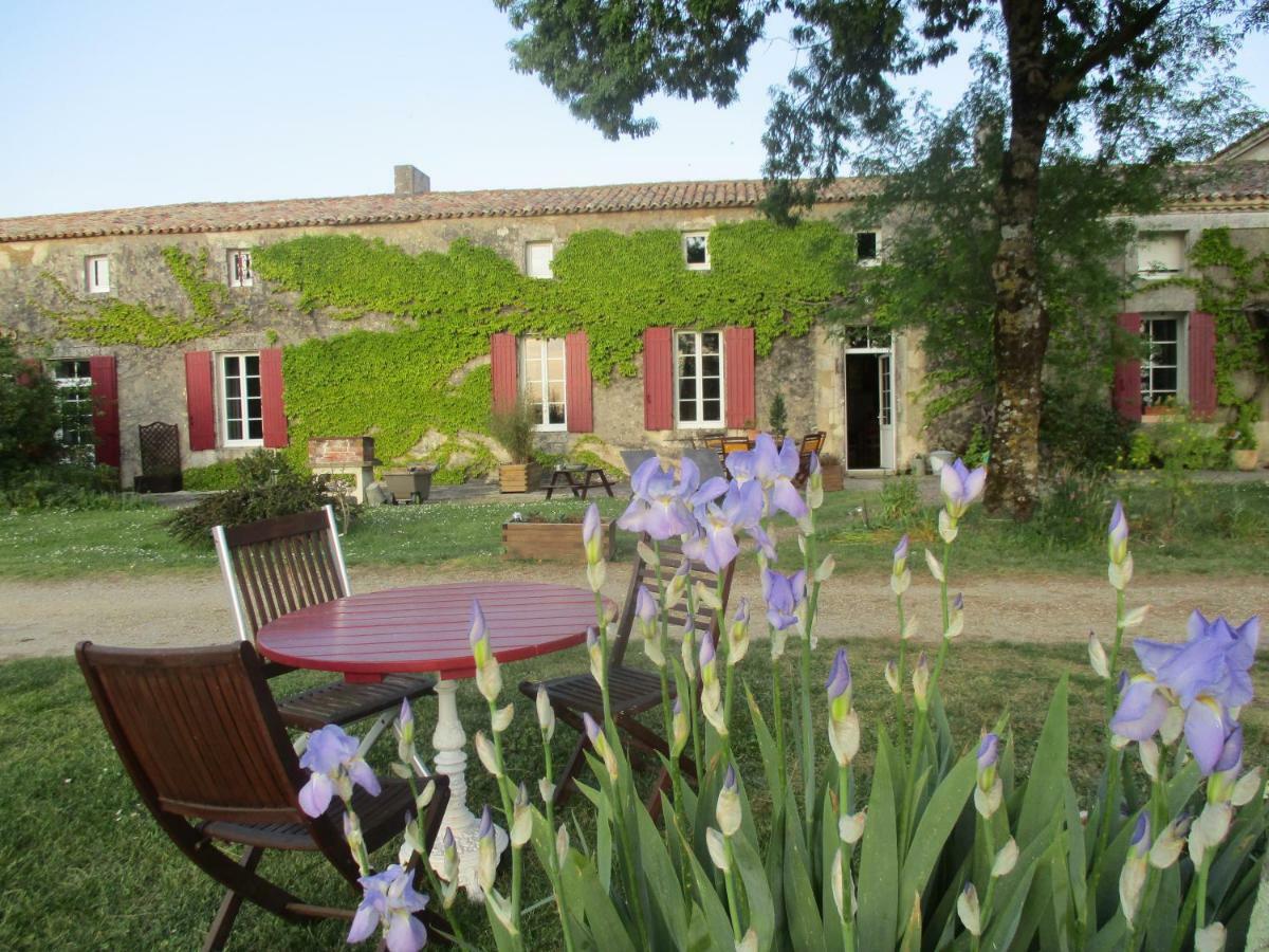 Logis De Bois Roche Villa Saint-Bonnet-sur-Gironde Kültér fotó